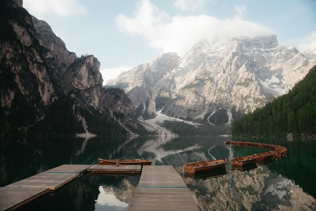 暑期“旅行专列”，让远方有景更有诗意